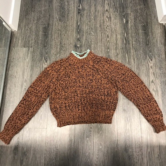 Cozy aritzia sweater